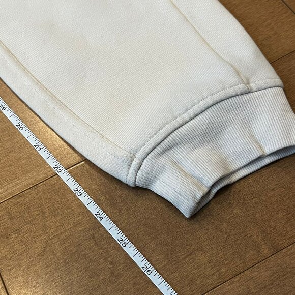 Lululemon Scuba Joggers Size 4 - Picture 4 of 6